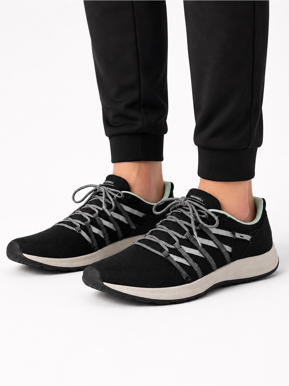 Size 10 Merrell Women’s Mesh Sneakers Black Walking Shoes‎ Athletic Lace Up
